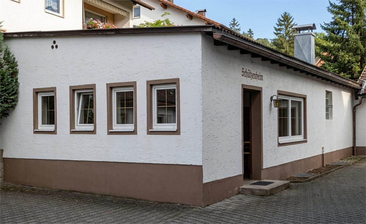 Altes Schützenheim hinter dem Gasthaus Sonne