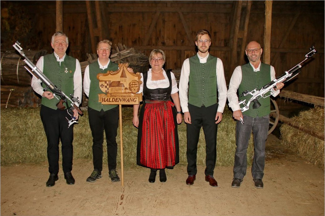 Peter Haugg, Michael Schöllhorn, Marianne Lorenz, Lukas Albrecht und Werner Pohl in ihren sportlichen Funktionen
